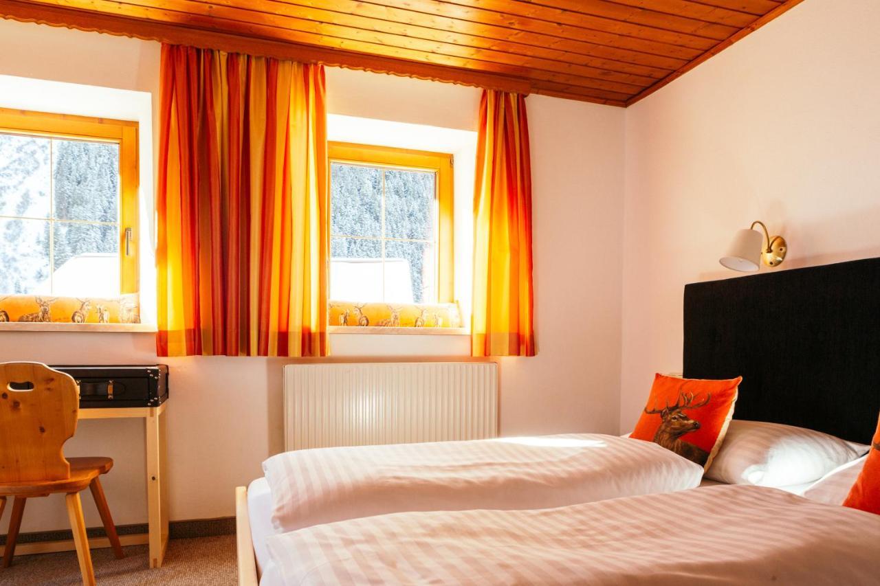 Guest house Steinkogel Sankt Leonhard im Pitztal